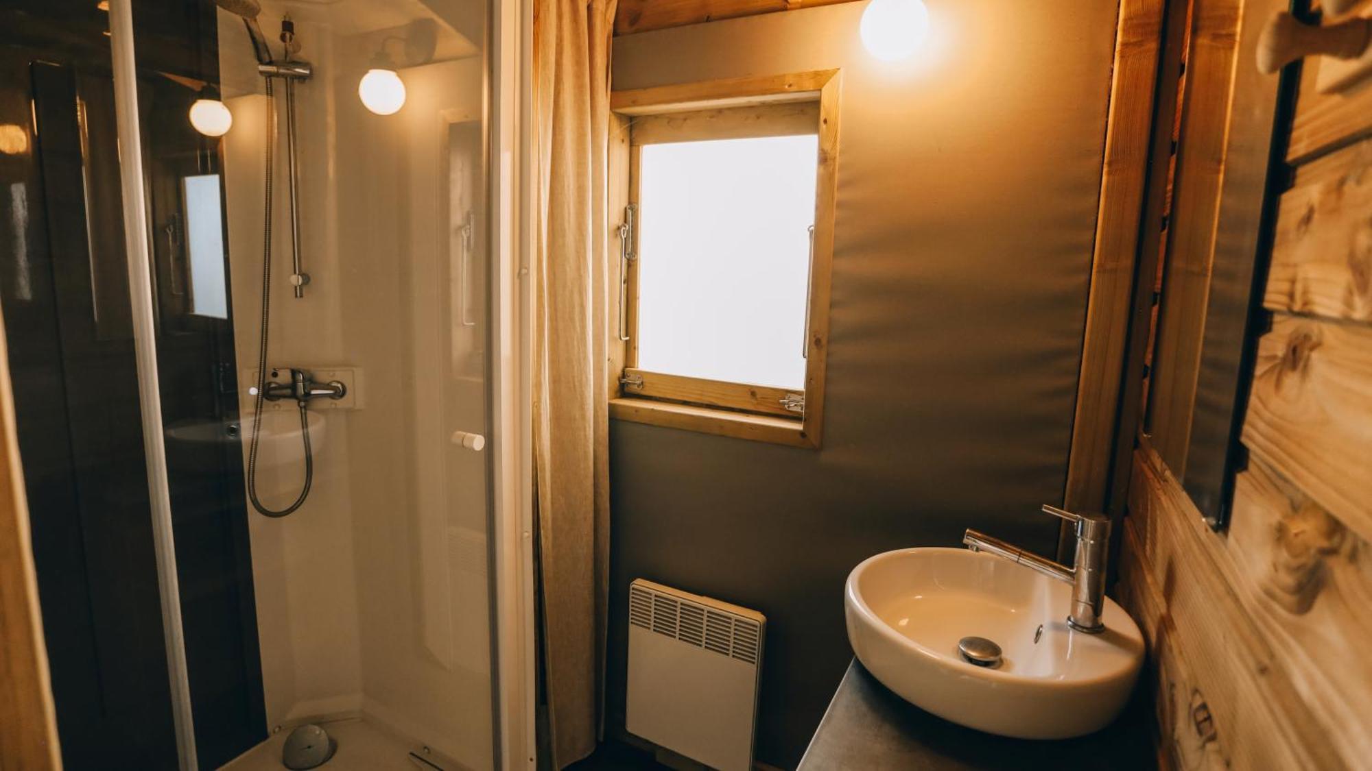 Camping La Pree Les Portes-en-Re Стая снимка