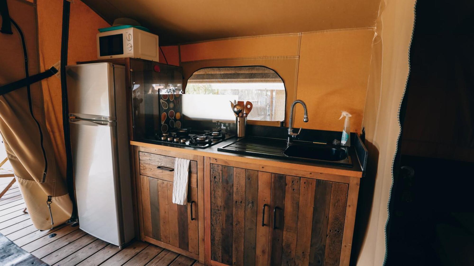 Camping La Pree Les Portes-en-Re Стая снимка